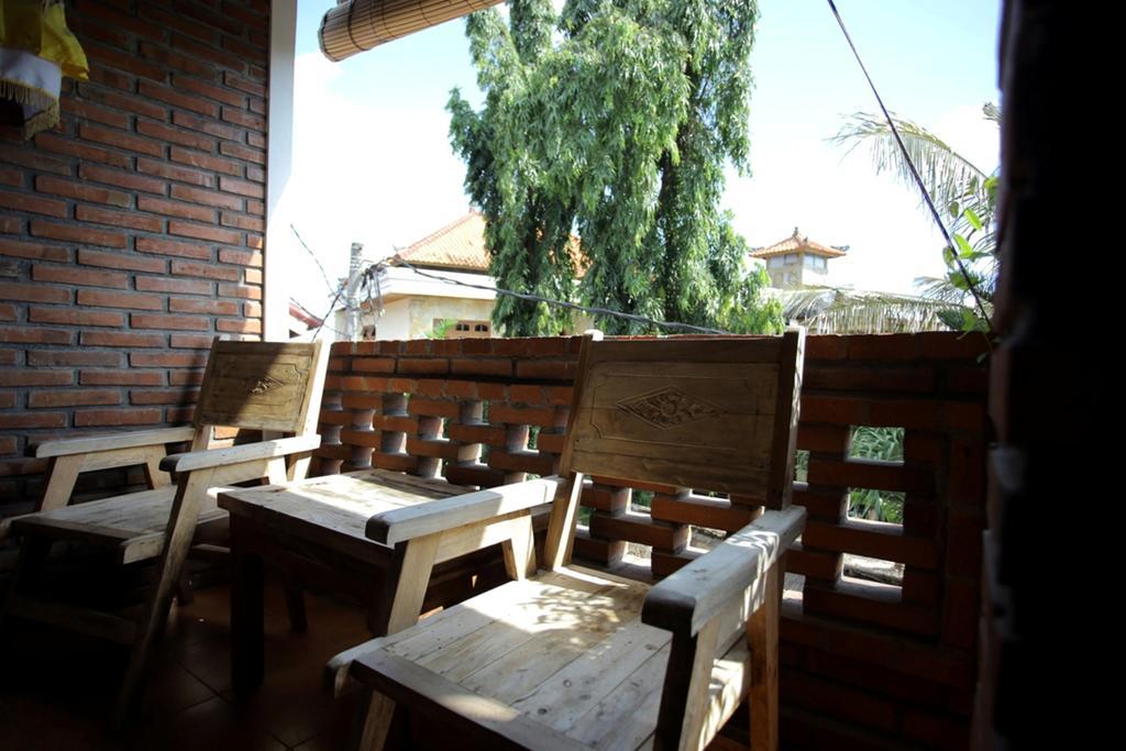 Reddoorz Near Raya Semer Canggu Kültér fotó