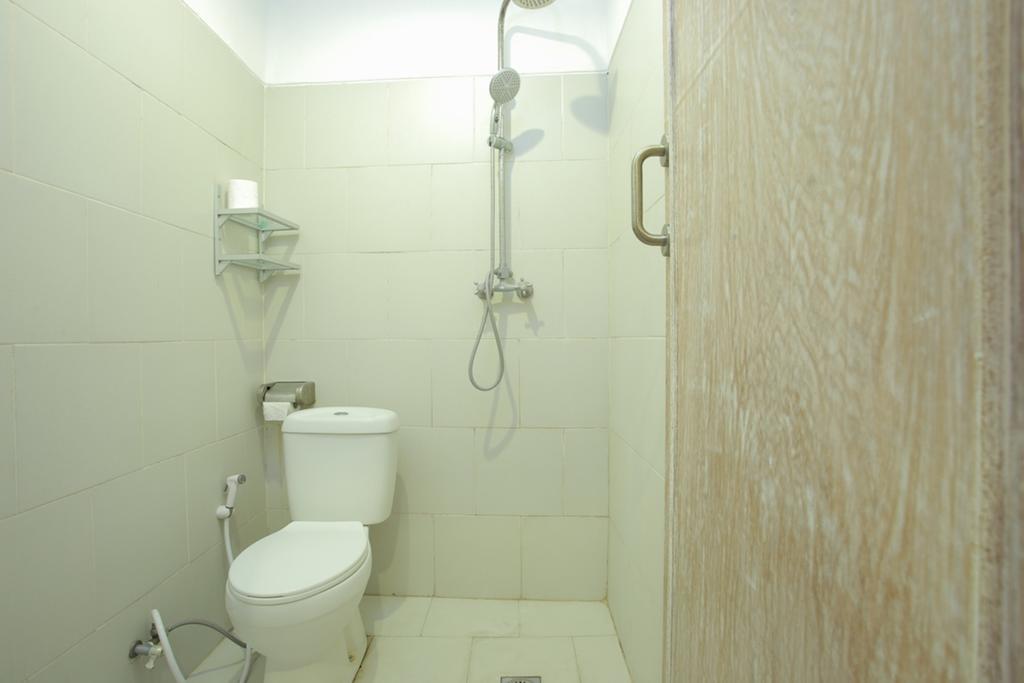 Reddoorz Near Raya Semer Canggu Kültér fotó
